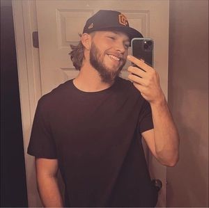 Meet your Posher, Chad